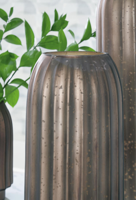 Briarcott Vase