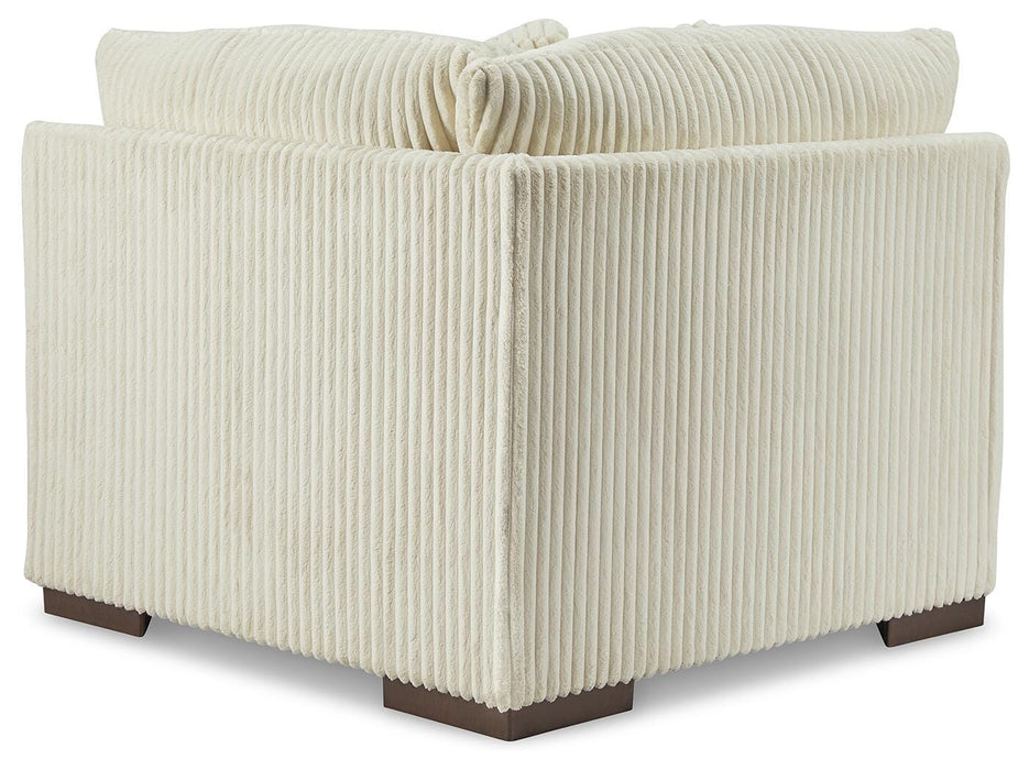 Lindyn 6-Piece Sectional