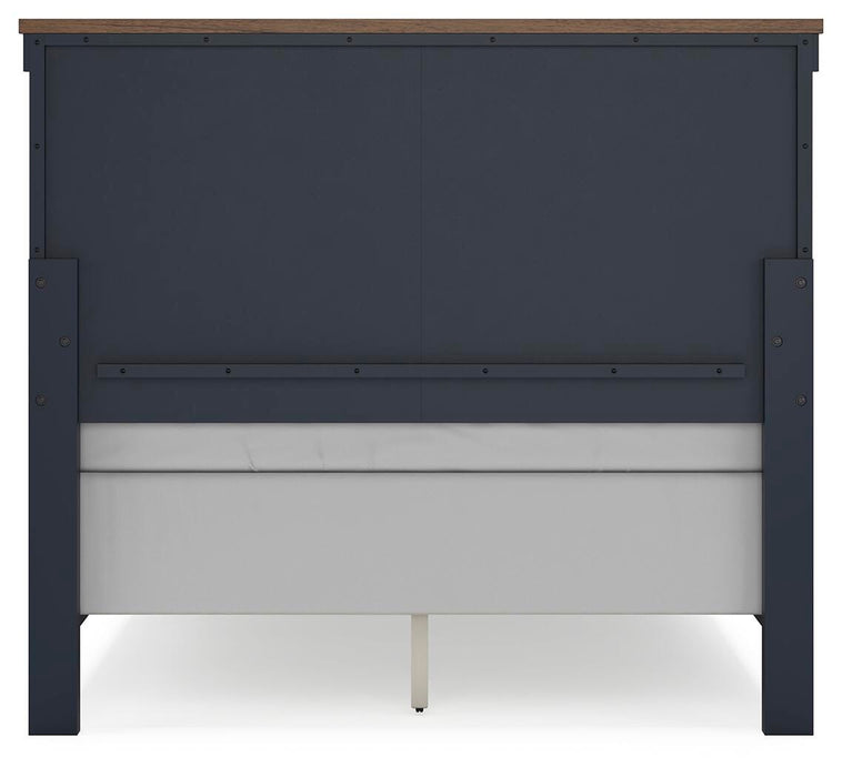 Landocken Full Panel Bed, Dresser, Mirror and Nightstand