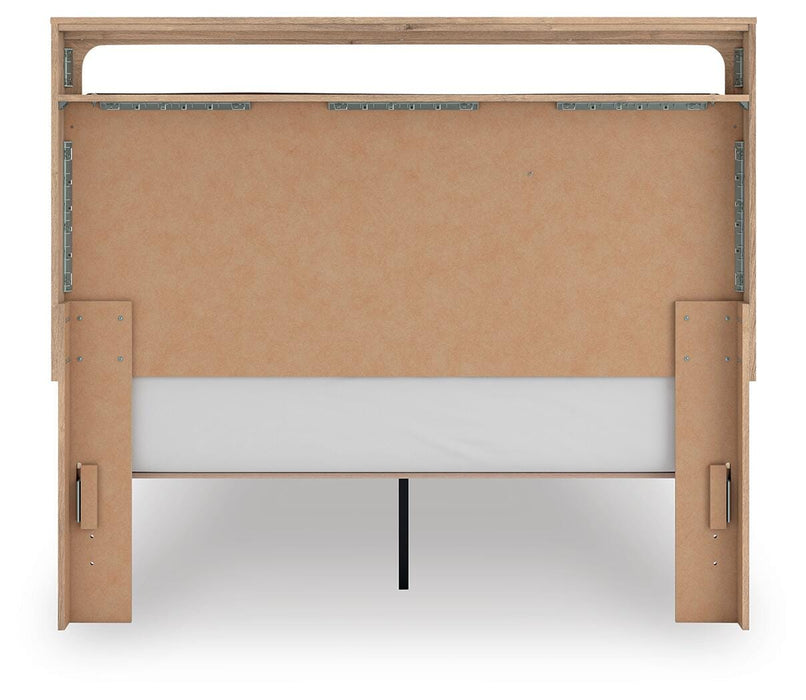 Kinlanni Queen Upholstered Platform Bed, Dresser, Mirror and Nightstand