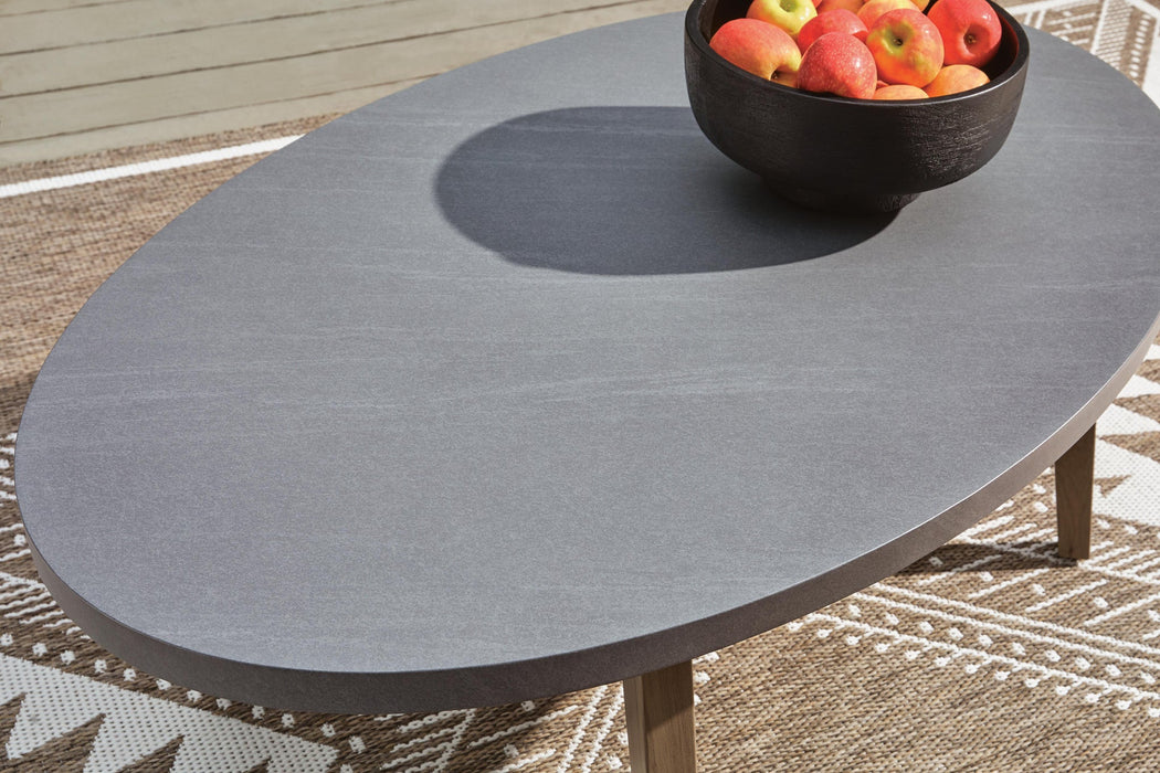 Harmony Headlands Oval Cocktail Table