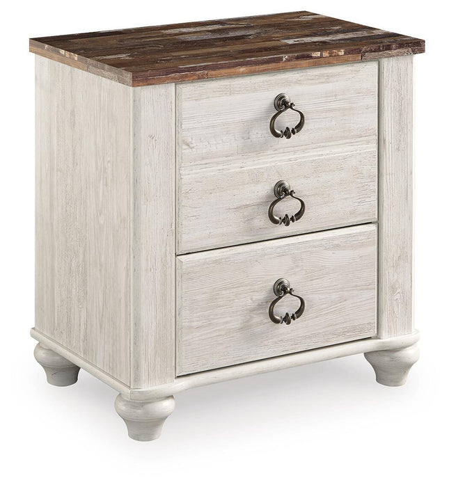 Willowton Queen Sleigh Bed with Mirrored Dresser and Nightstand