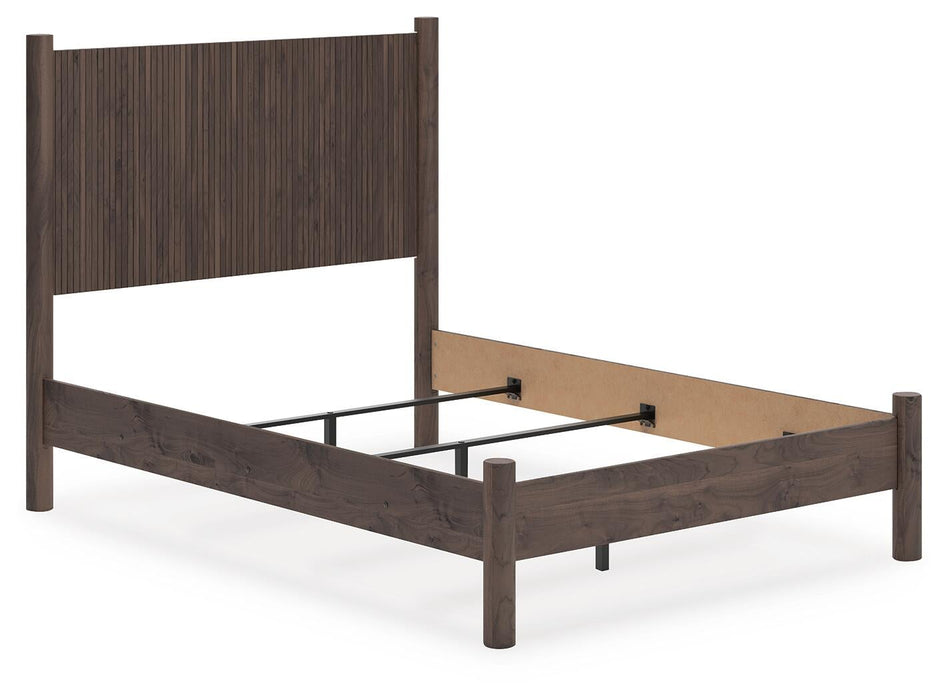 Cadmori Queen Panel Bed, Dresser and Mirror