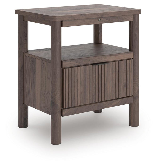 Cadmori Queen Panel Platform Bed, Dresser, Mirror, Chest and Nightstand