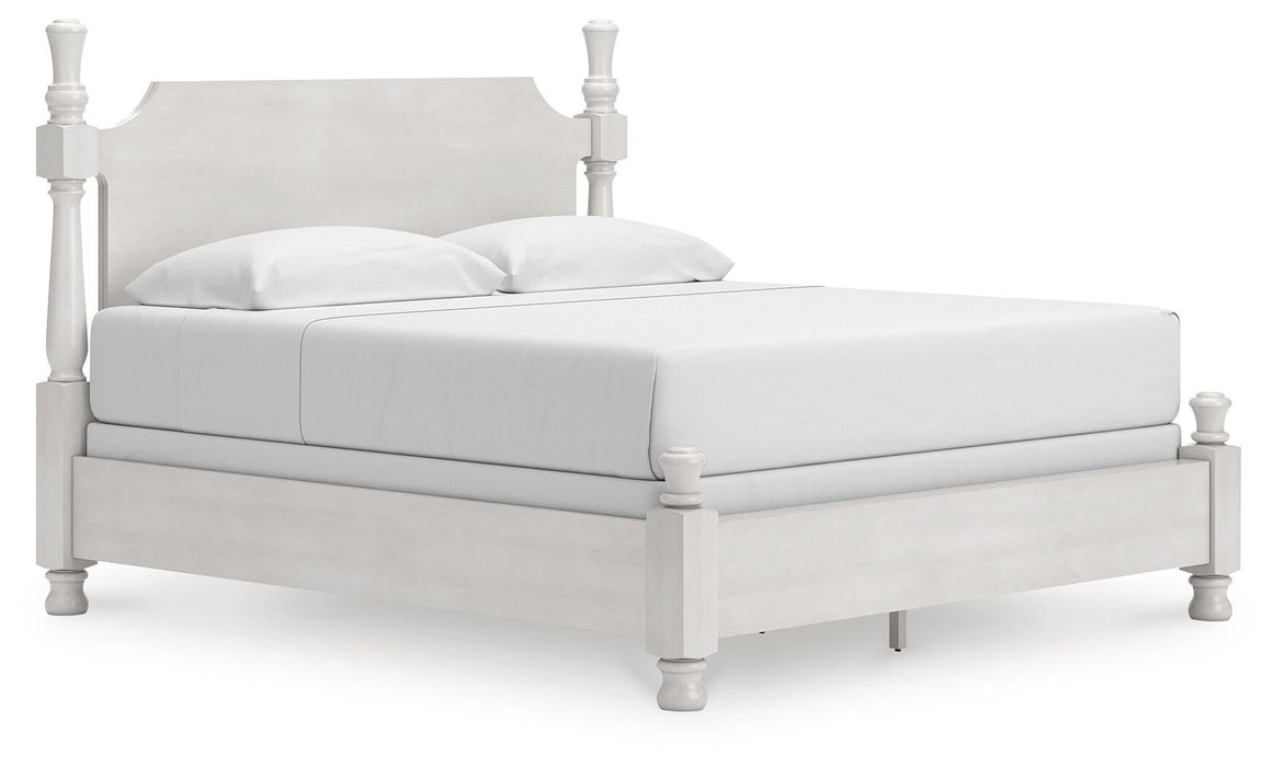Chadworth King Poster Bed, Dresser and Mirror