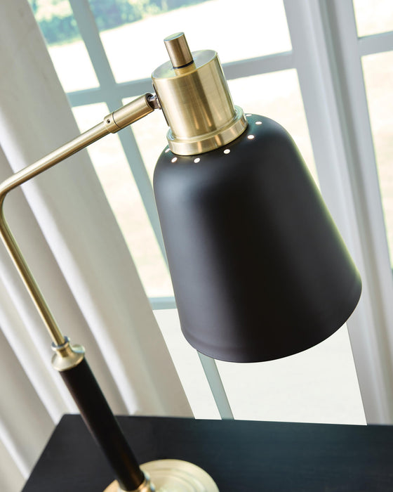 Clairwell Metal Desk Lamp (1/CN)